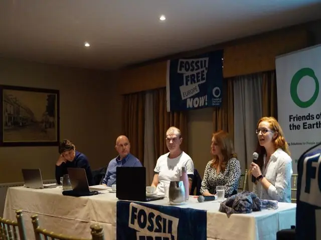 Paneeli LNG-terminaali-hanke-keskustelutilaisuudessa Listowelissa 25.2. 2019