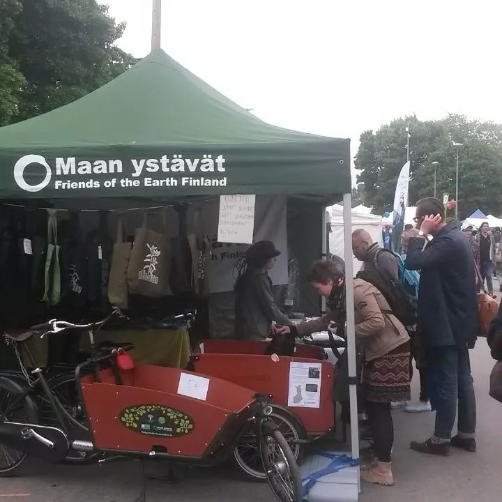 Maan ystävien teltta Maailma kylässä -festareilla 2016. Kuva: Janne Ponnikas